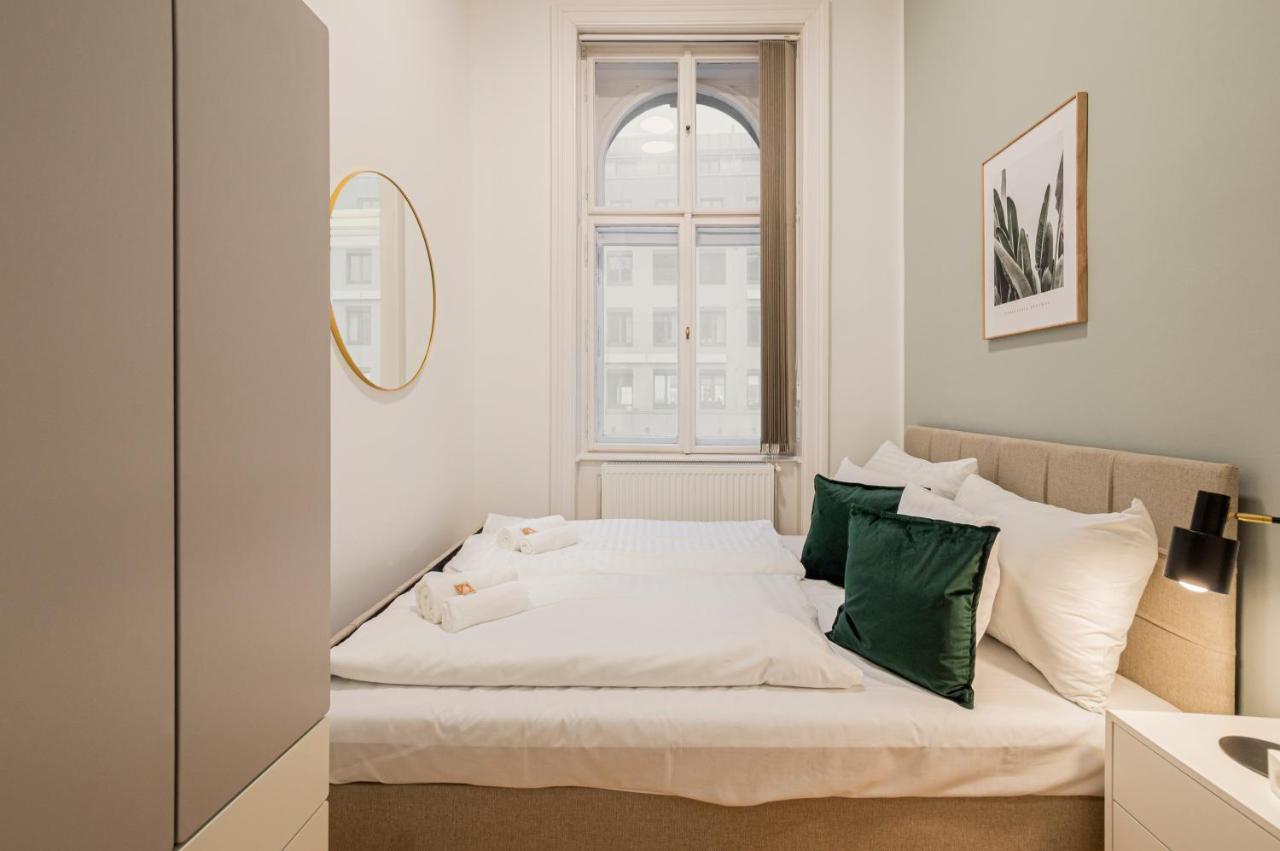 Charming Apt Perfect For 4-6 Tram, Self-Checkin Vienna Luaran gambar