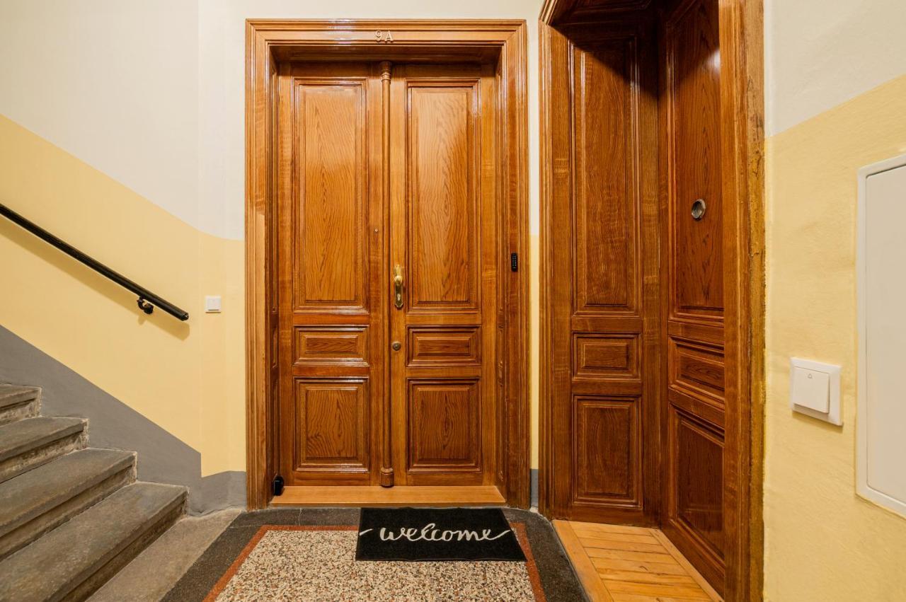 Charming Apt Perfect For 4-6 Tram, Self-Checkin Vienna Luaran gambar